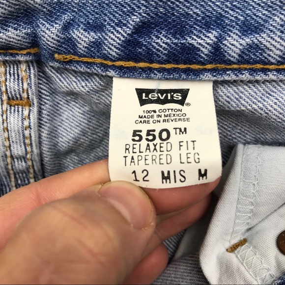 Vintage Levi’s 550 High Waist wedgie fit Jeans - Picture 8 of 8